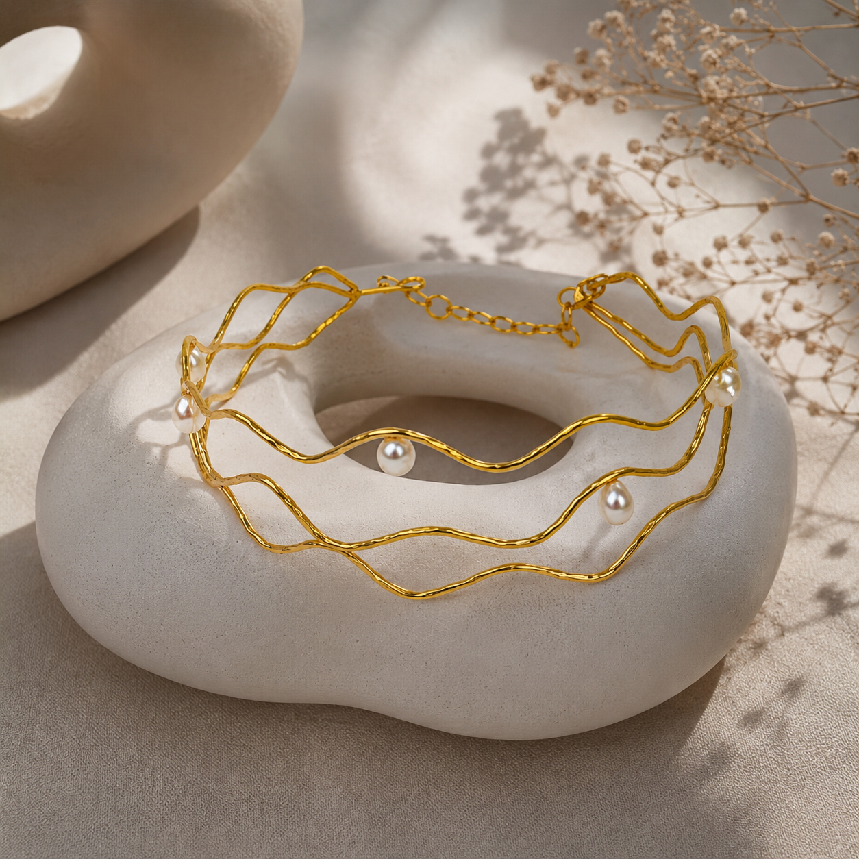 Ocean Wave Pearl Choker – Gold Plated Textured Wavy Wire Necklace