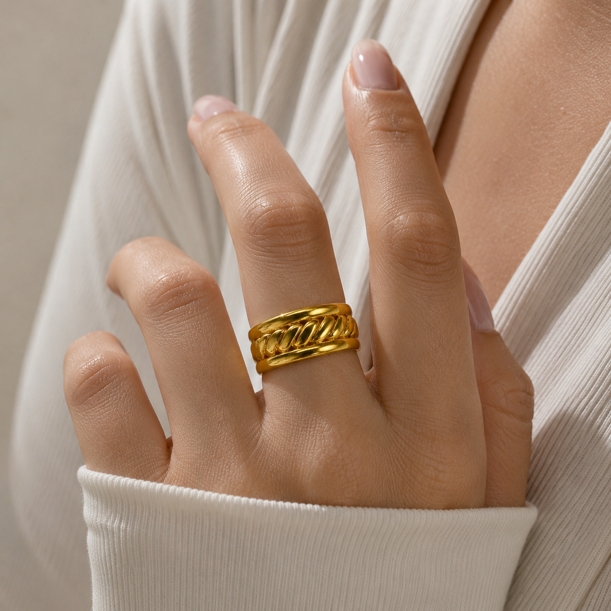 Vintage Inspired Interlock Ring – Thick Gold Plated Brass Braided Band