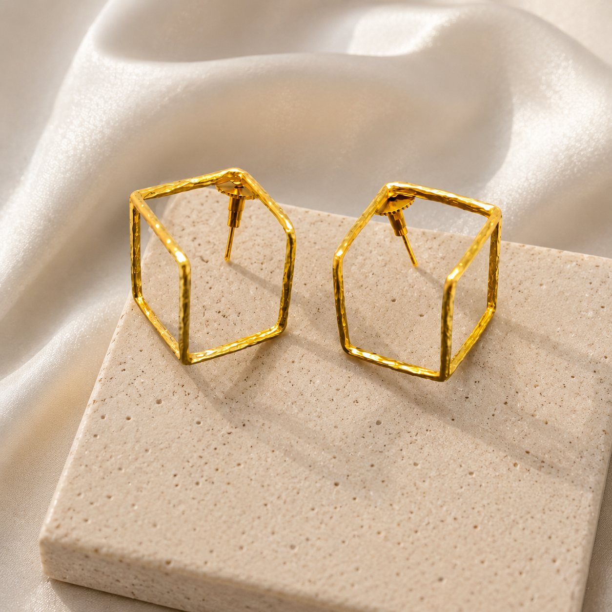 Square Aura Earrings