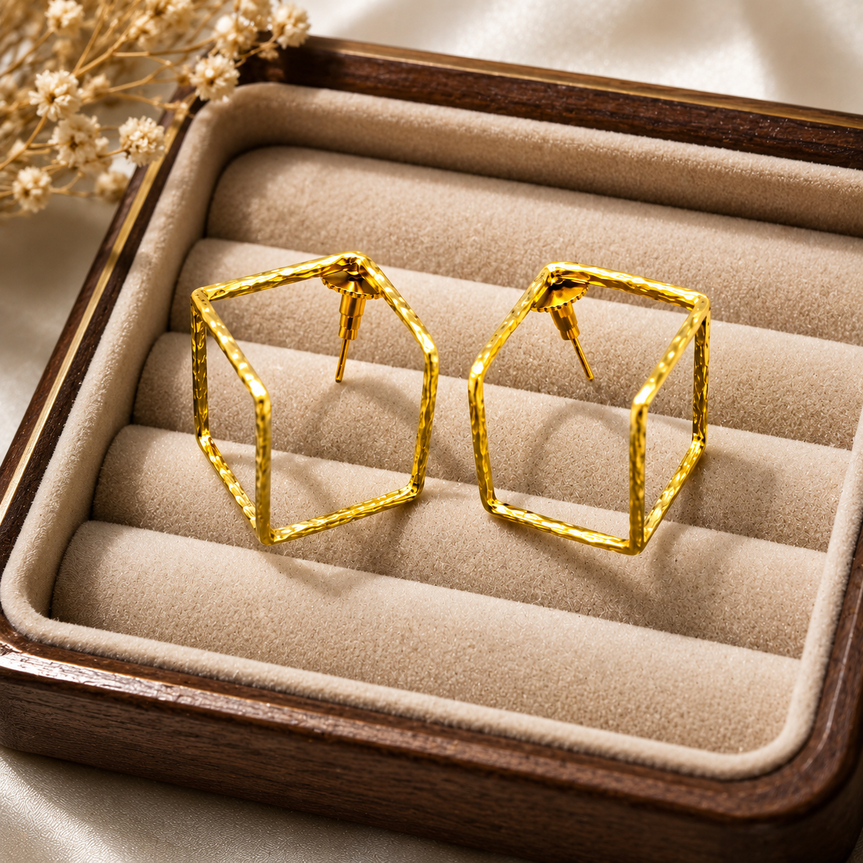 Square Aura Earrings