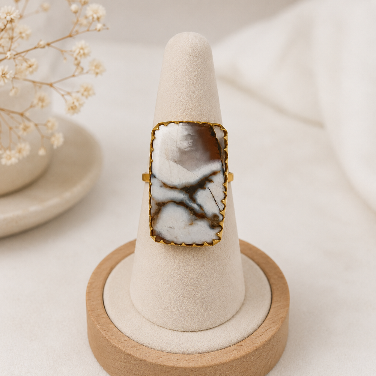 Dendritic Desert Oval Cocktail Ring – Gold Plated Scenic Agate Statement Ring