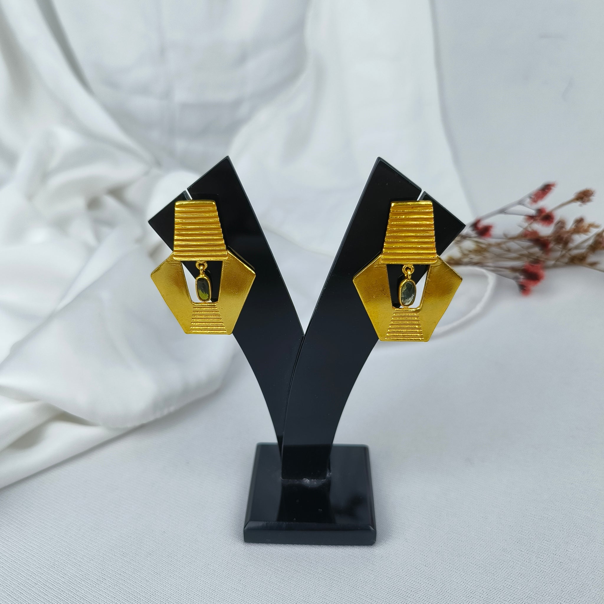 Cleopatra Ribbed Earrings – 18K Gold Plated Egyptian Shield Stud Drops