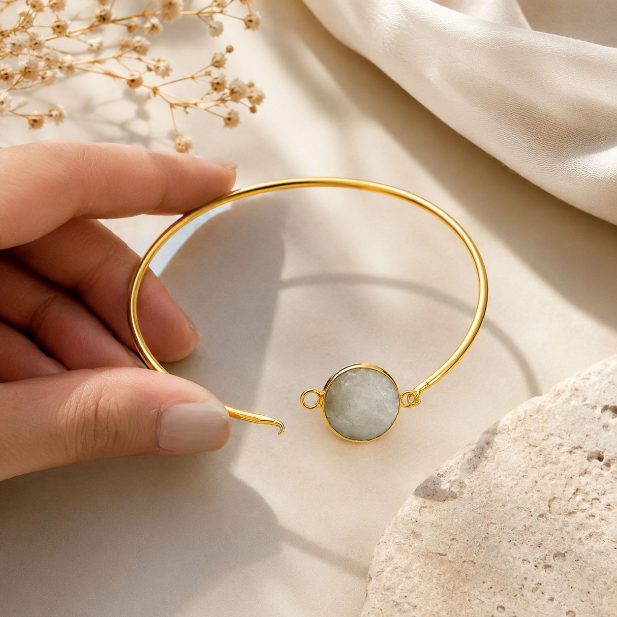 Ivory Glow Handmade Bracelet