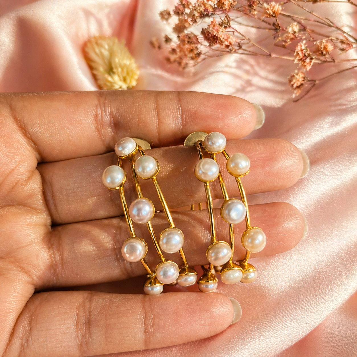 Luxe Pearl Dangles Earring