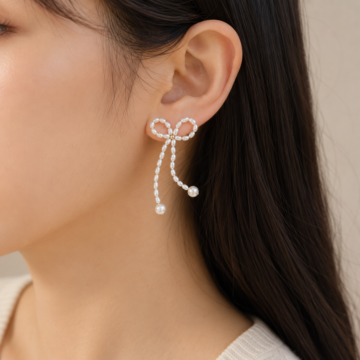 Ivory Bow Elegance Earring