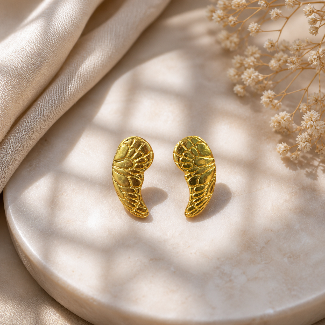 Gilded Seraph Wings Earring