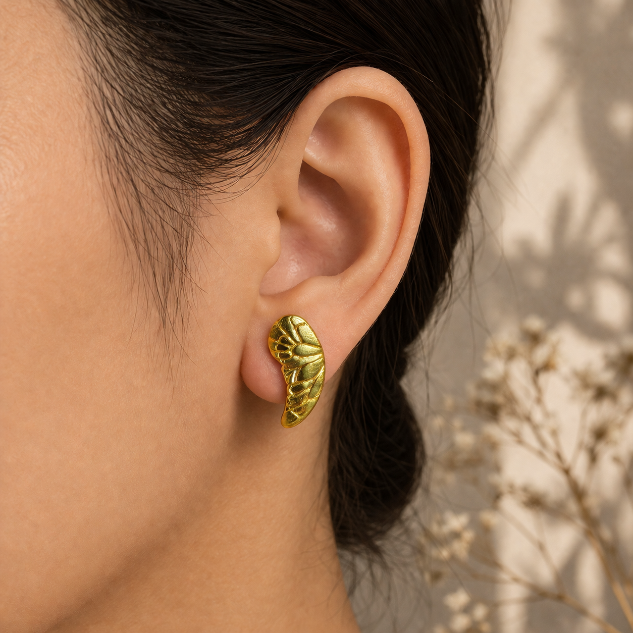 Gilded Seraph Wings Earring