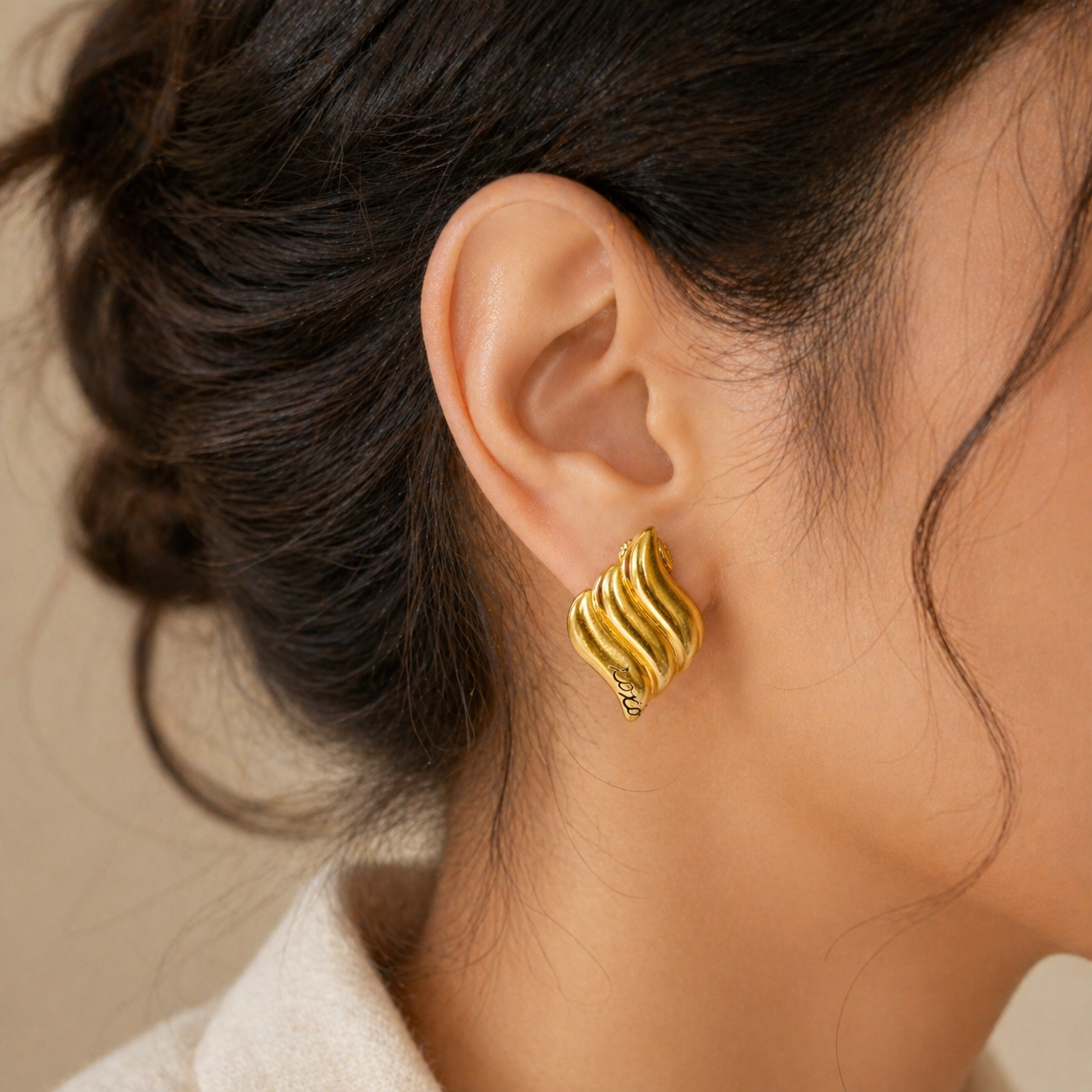 Waveform Studs Earring